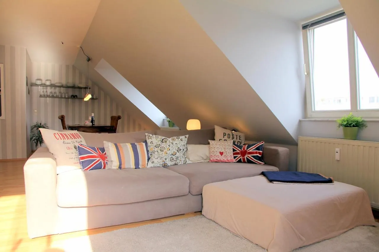 Ruhige Gemuetliche 2Z-Whg In S-West Apartment Stuttgart